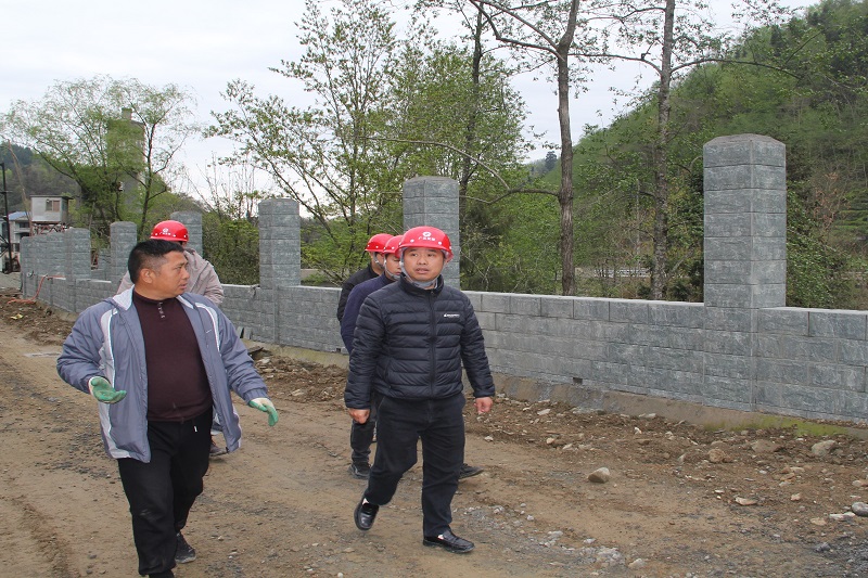 拼經(jīng)濟(jì)，比發(fā)展④┃范文偉進(jìn)行節(jié)前檢查