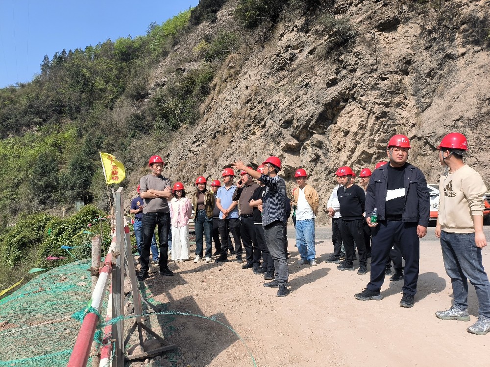 以學(xué)促進(jìn)，向新而行｜路橋集團(tuán)組織開展項目亮點技術(shù)交流研討活動