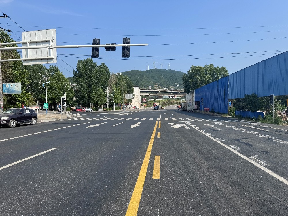 破舊立新！這段路取得新進(jìn)展